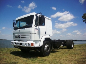 thumb_mercedes_2012_3